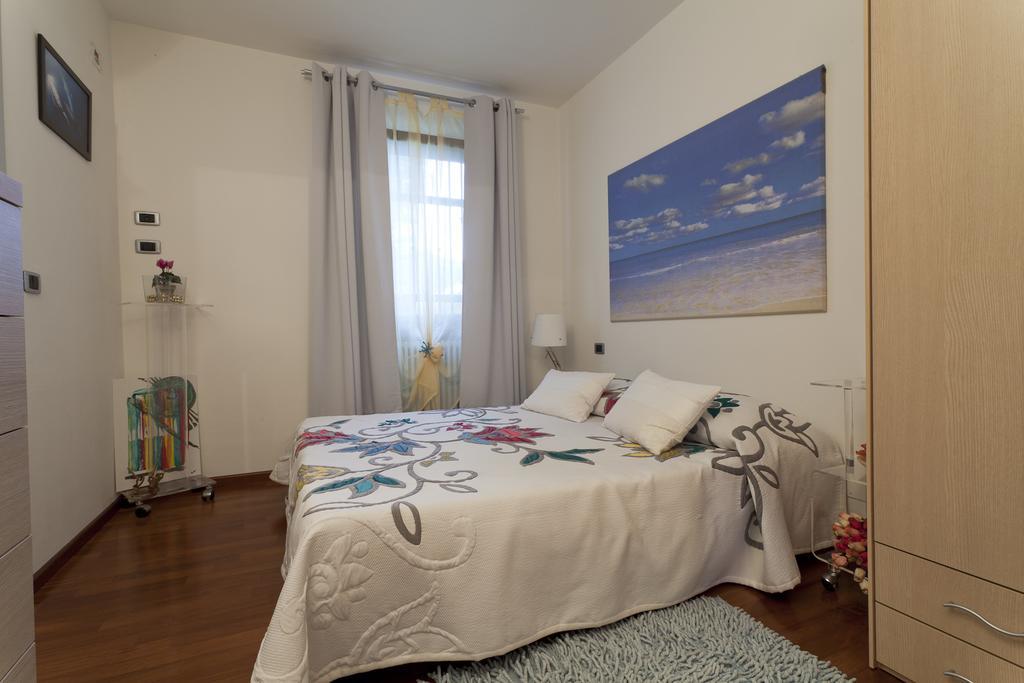 Villa Degli Ulivi B&B Finale Ligure Ruang foto