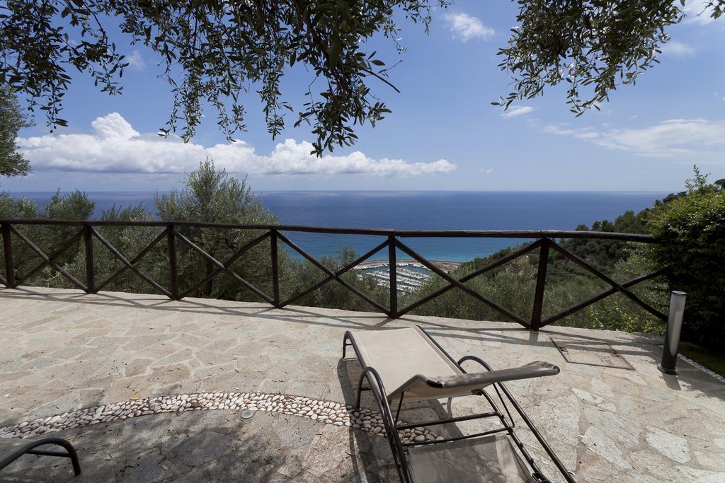 Villa Degli Ulivi B&B Finale Ligure Bagian luar foto