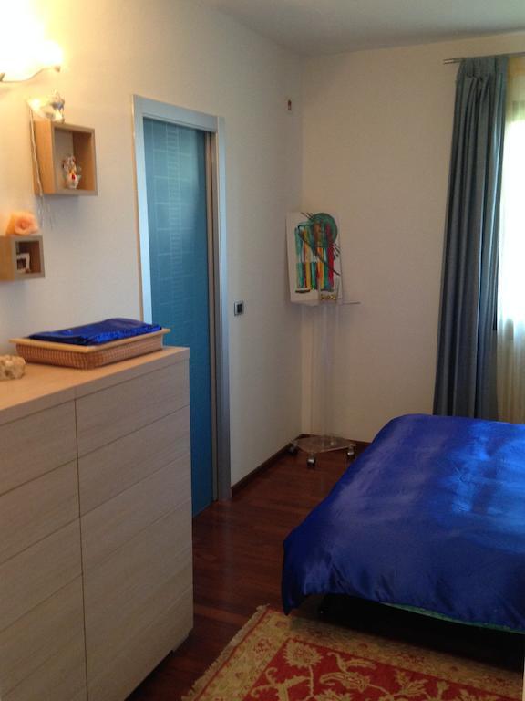 Villa Degli Ulivi B&B Finale Ligure Ruang foto