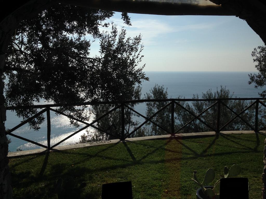 Villa Degli Ulivi B&B Finale Ligure Bagian luar foto