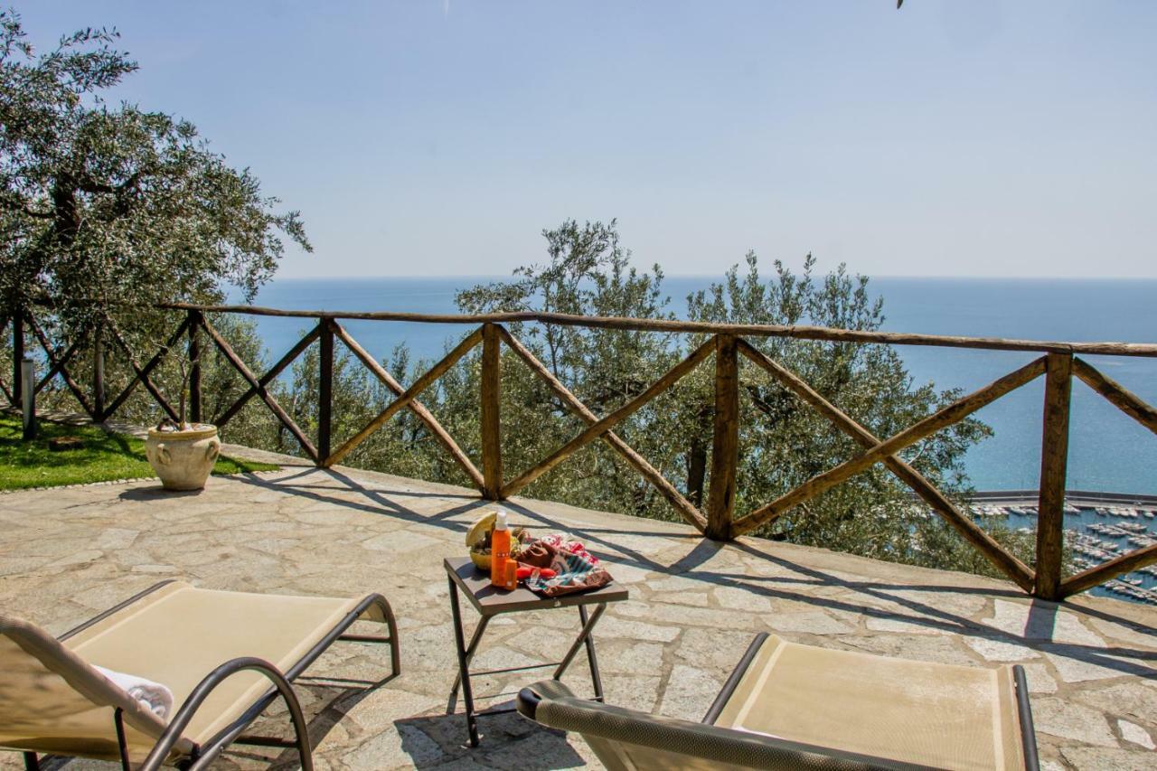 Villa Degli Ulivi B&B Finale Ligure Bagian luar foto
