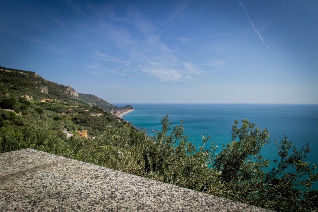Villa Degli Ulivi B&B Finale Ligure Bagian luar foto